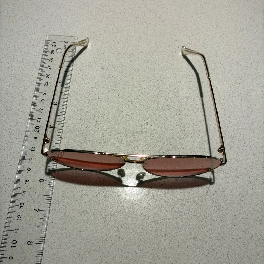 Quay Sunglasses with Pink Lenses - Picture 8 of 9